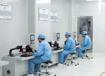 自動(dòng)調(diào)鏡頭工作室